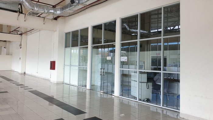 Penginapan di Gedung A Terminal Pulo Gebang, Jakarta Timur Penginapan di Gedung A Terminal Pulo Gebang, Jakarta Timur