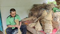 Kerajian ini juga mampu menembus pasar mancanegara seperti Turki dan Prancis.