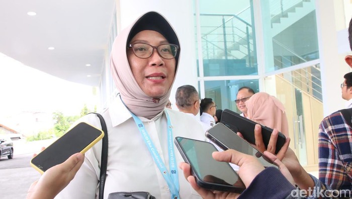 Plt Dirut RSUD Eka Candrarini, Bisukna Kurniawati