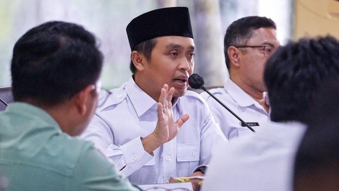 Plt Wali Kota Pasuruan Adi Wibowo