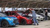 KPK akan melelang barang rampasan dari 13 perkara tindak pidana korupsi yang telah berkekuatan hukum tetap (inkrah) tersebut pada Selasa (10/12).