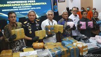 Badan Narkotika Nasional (BNN) mengungkap 15 kasus peredaran narkoba dari sejumlah provinsi, yakni Sumatera Utara, Kalimantan Utara, Bali, Kepulauan Riau, Kalimantan Timur, Sulawesi Tengah, Lombok, DKI Jakarta, Banten, dan Bangka Belitung.  