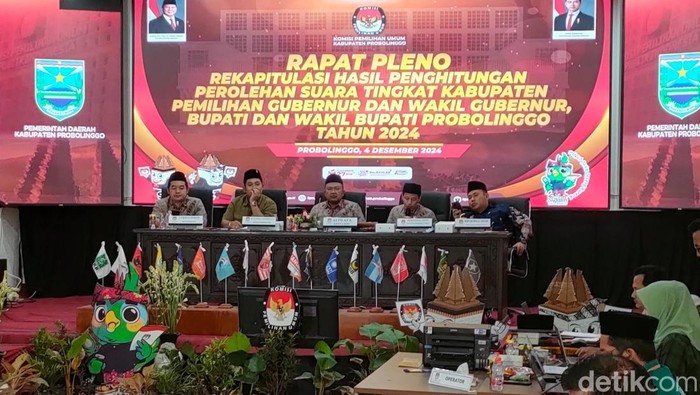 Rekapitulasi suara di Pilbup Probolinggo
