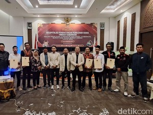 Kotak Kosong Dapat 247 Ribu Suara di Gresik, Warga Bisa Ajukan Sengketa