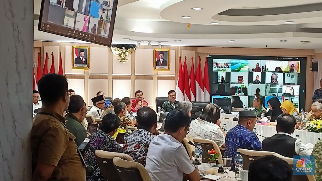 Suasana rapat di kantor Bapanas, Kamis (5/12/2024). (CNBC Indonesia/Ferry Sandi)