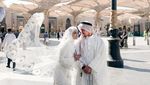 Momen Bahagia Pernikahan Zumi Zola dan Putri Zulhas di Masjid Nabawi