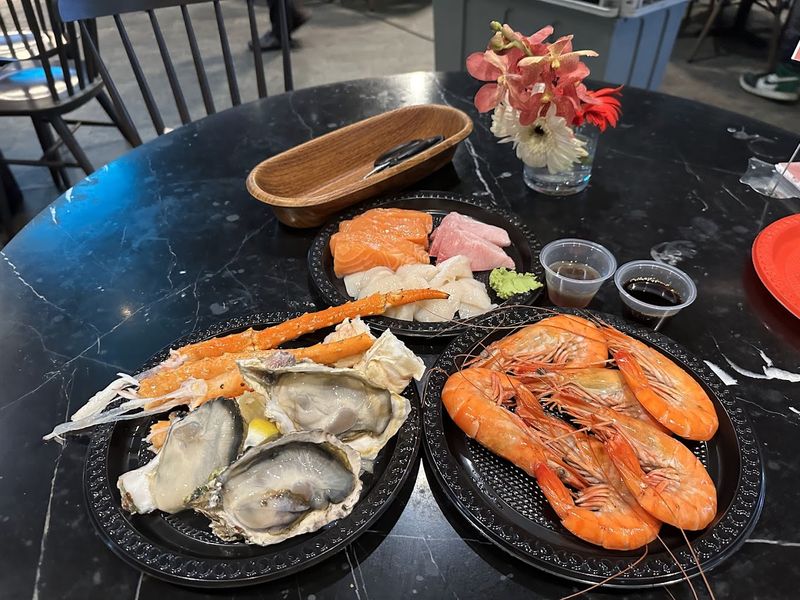 restoran seafood buffet yang pet friendly di Singapura