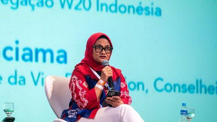 Presiden Direktur XL Axiata Dian Siswarini