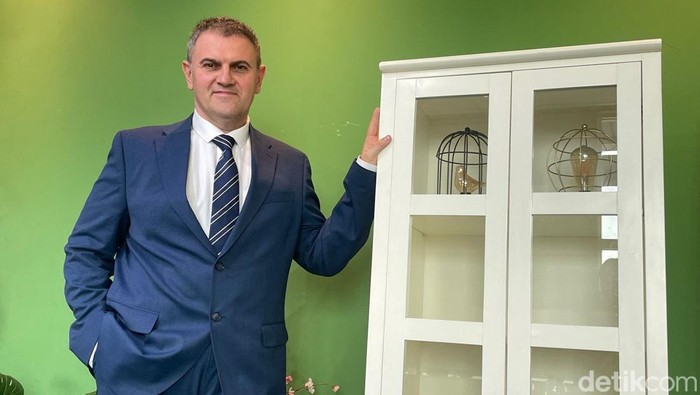 Duta Besar Rumania untuk Indonesia HE Mr Dan Adrian Balanescu