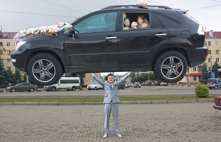Foto Wedding Rusia Bikin Ngakak