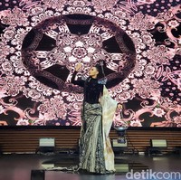 Puteri Indonesia Pendidikan dan Kebudayaan 2024, Melati Tedja siap mewakili Indonesia di ajang Miss Charm 2024, di Ho Chi Minh City, Vietnam. Kontes kecantikan tersebut akan digelar mulai dari 9 Desember hingga Grand Final pada 21 Desember 2024 mendatang. Foto: Ari Saputra/Wolipop.