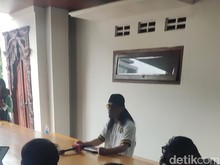 Pernyataan dan Tangis Gus Miftah Mundur dari Jabatan Utusan Khusus Presiden