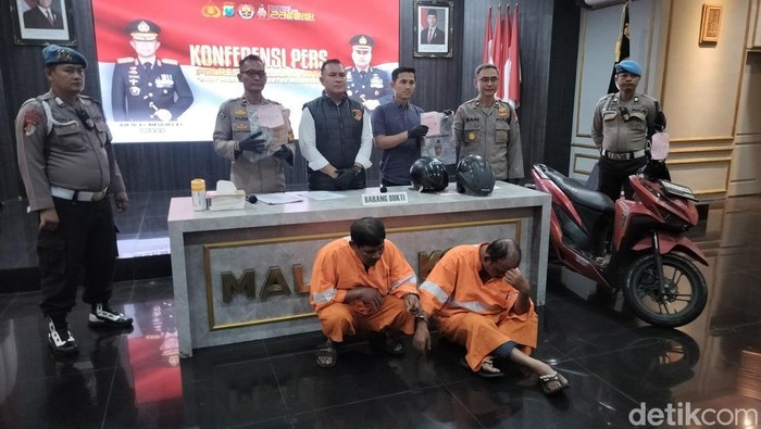 Konferensi pers jambret ibu-ibu di Kota Malang