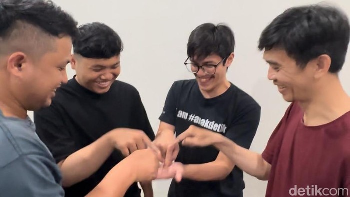 Liri lagu Cing ciripit dan permainannya.