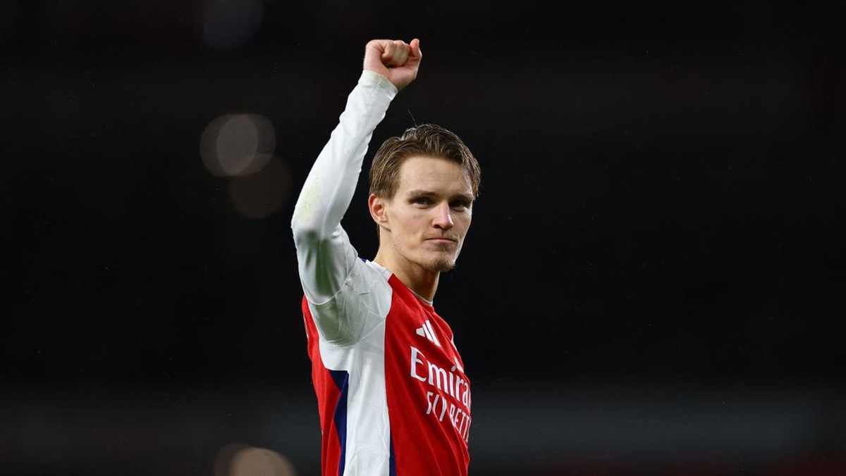 Martin Odegaard dipuji Ruben Amorim. (Foto: Action Images via Reuters/Matthew Childs)