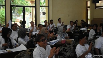 Program ini dirancang khusus oleh BAKTI untuk mendukung pengembangan sumber daya manusia di sektor pariwisata, sebagai tindak lanjut dari pembangunan infrastruktur di daerah.