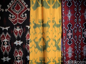Inspirasi Baju Adat Bali, NTT, dan NTB untuk Dress Code Upacara 17 Agustus