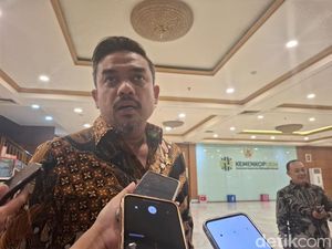 Menteri UMKM Mau Panggil Gojek Bahas Subsidi BBM Ojol