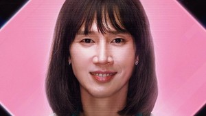 Hyun Ju pemain 120 (Park Sung Hoon) satu-satunya karakter transgender dalam serial ini juga akan siap menunjukkan sisi lain dirinya.
