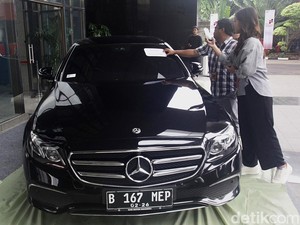 Segini Pajak Tahunan Mercy Eks Koruptor yang Dilelang KPK Mulai Rp 500 Jutaan