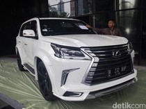 Penampakan Mobil Mewah-Moge Bekas Koruptor yang Dilelang KPK