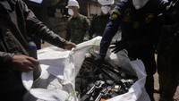 Ada lebih dari 23.000 senapan, pistol, revolver, mortir, peluncur granat, dan senjata traumatis yang dimodifikasi sitaan yang akan dilebur.