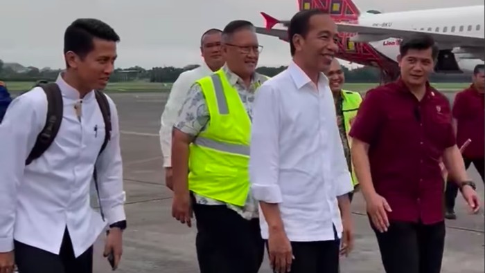 Presiden ke-7 RI Joko Widodo (Jokowi) mengatakan akan bertemu sahabatnya di Jakarta. Dikabarkan, salah satu yang akan ditemui ialah Presiden Prabowo Subianto. (IG @jokowi)
