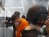 Pria Beristri Terjerat Skandal Tak Senonoh di Mal Bandung