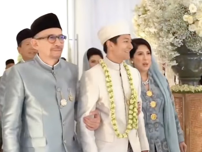 Akad nikah Rio Haryanto dan Athina Papadimitriou.