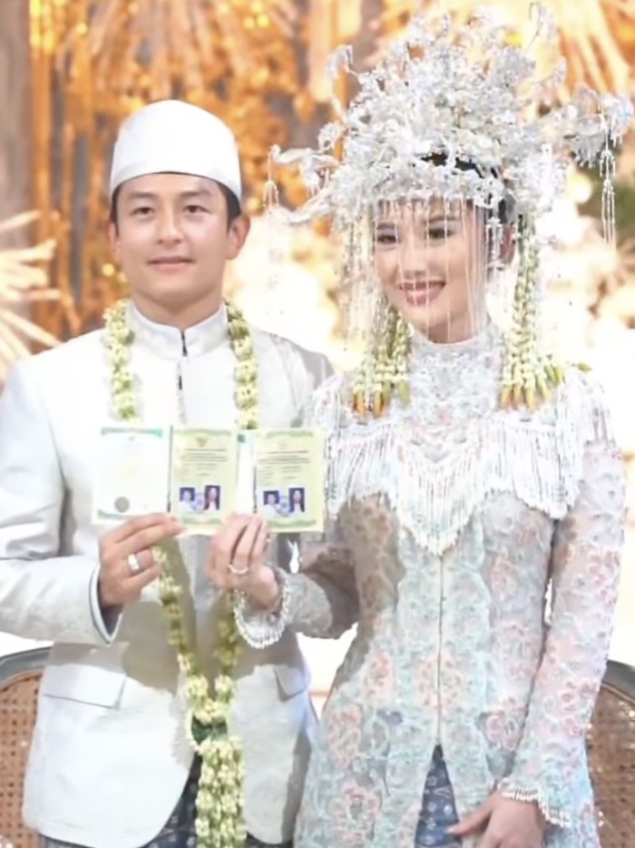 Akad nikah Rio Haryanto dan Athina Papadimitriou.