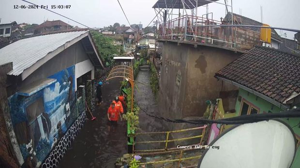 Sejumlah titik di Kota Malang yang dilanda banjir.