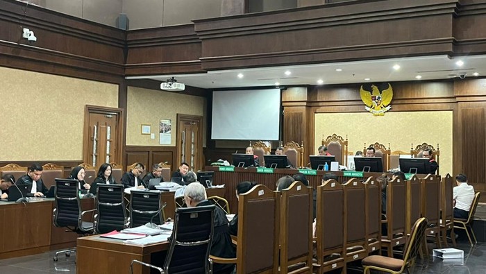 Sidang mantan General Manager Unit Bisnis Pengolahan dan Pemurnian Logam Mulia (UBPP LM) Pulogadung PT Antam, Abdul Hadi Aviciena di Pengadilan Tipikor.
