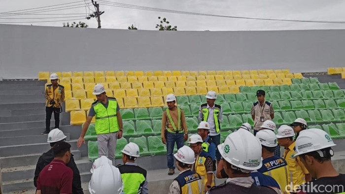 Tim PSSI dan FIFA meninjau renovasi Stadion Gelora BJ Habibie (GBH), Parepare, Sulawesi Selatan (Sulsel).