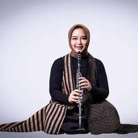 Tya Subiakto pernah menikah di tanah suci, tepatnya di Mekkah, pada 2001 lalu. Ia menikah dengan Rudy Saputra Hamid namun bercerai di 2004. Foto: Dok. Instagram su.biakto.tya