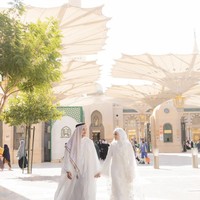 Momen bahagia datang dari pasangan Zumi Zola dan Putri Zulhas. Keduanya resmi melangsungkan pernikahan di lokasi yang begitu istimewa yakni depan Masjid Nabawi, Madinah, Arab Saudi, pada Kamis (5/12/2024). Foto: dok. Instagram @putri_zulhas