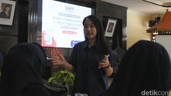 Para peserta berasal dari berbagai sektor, termasuk pemandu wisata, pengelola destinasi, dan duta pariwisata.  