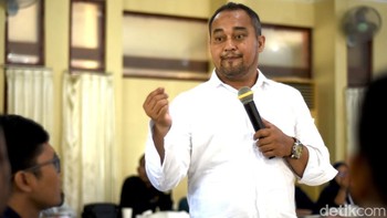 Pelatihan ini bertujuan meningkatkan kemampuan komunikasi internasional pelaku pariwisata untuk menghadapi wisatawan mancanegara.  