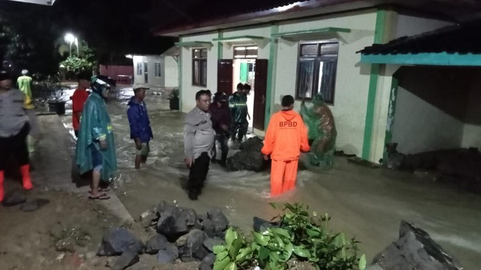 Banjir terjang wilayah Desa Kragilan, Klaten, Sabtu (7/12/2024).