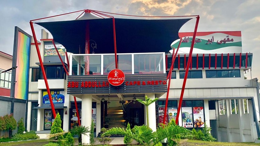 Dijual Villa dan Gedung Komersial di Bogor