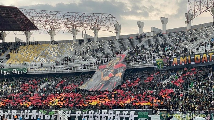 Dua Koreo Spesial Hiasi Laga Persebaya Vs Arema FC
