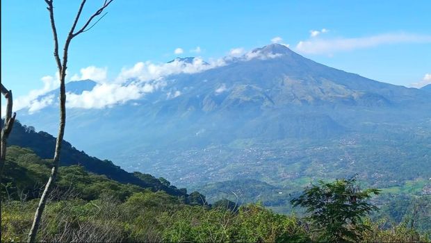 Gunung Bekel.
