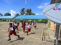 98,9% Wilayah Berpopulasi RI Sudah Terjangkau Internet, Komdigi Kejar Kualitas
