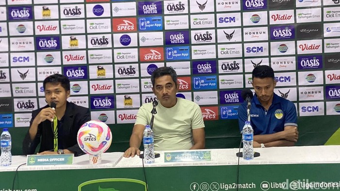 Jumpa pers PSIM Jogja usai menghadapi Persijap Jepara di Stadion Kebo Giro, Kabupaten Boyolali, Sabtu (7/12/2024).