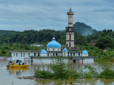 Kampung Penampung Air Bendungan Karian Mulai Tenggelam
