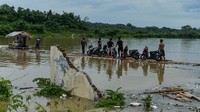 Kampung Somang seluas 5 kilometer persegi ini menjadi lokasi penampungan air untuk Bendungan Karian.