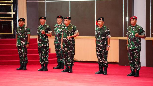 Korps kenaikan pangkat 16 Pati TNI