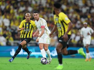 Al Ittihad Vs Al Nassr: Benzema Cs Kalahkan Ronaldo dkk