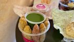 Yuk! Jajan Mochi Isi Pistachio Kunafa yang Viral di Blok M