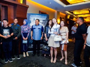Nonton Film Negeri Para Ketua, Bamsoet Ingatkan Pentingnya Persatuan