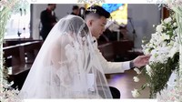 Suasana mendadak haru karena Vior mulai meneterskan air mata saat mengucap janji pernikahan. Foto: dok. Channel YouTube Vior